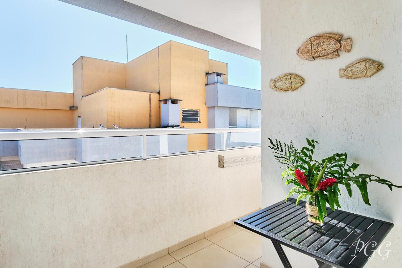 Casa de férias 300m Da Praia, Varanda G, P/8 Wi-fi 300mg *